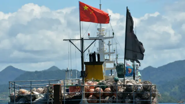 Barco chino en Fiyi