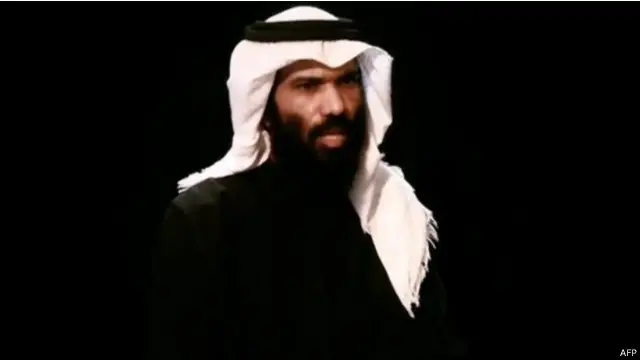 كان الخالدي، القنصل السعودي في مدينة عدن، قد ظهر بعد اختطافه في مقاطع فيديو نشرها تنظيم القاعدة.