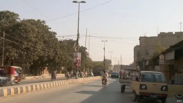 ’علاقے میں لوگوں نے اپنی مدد آپ کے تحت ایسے انتظامات کیے ہیں جن سے جرائم کی حوصلہ شکنی ہوتی ہے‘