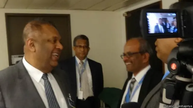 මාර්තු මාසයේ දී පැවැති 28වන සැසිවාරයේ වාර්තාව ඉදිරිපත් කිරීම කල් තබන ලද්දේ පැහැදිළි දේශපාලන තීරණයක් අනුවය