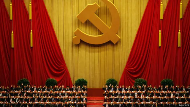 中共十八大後，各種原因導致官員頻繁調換。