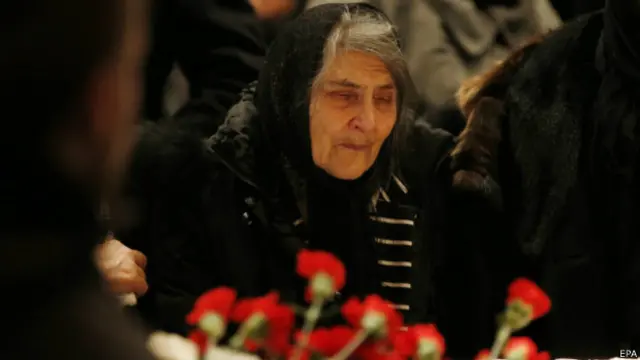 Boris Nemtsovun anası Dina Eydman