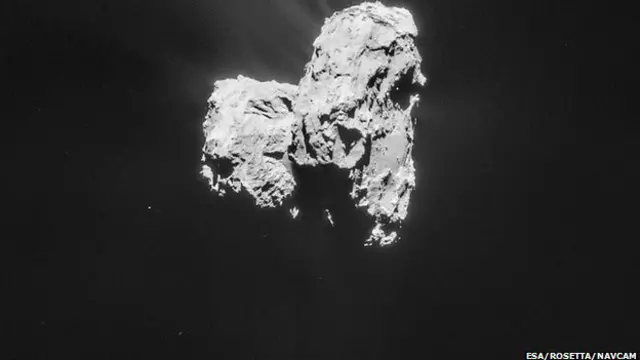 دنباله‌دار ۶۷پی از فاصله صد کیلومتری