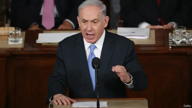 رئيس الوزراء الإسرائيلي بنيامين نتنياهو هدد بأن المحادثات قد تمهد السبيل لاكتساب إيران سلاحا نوويا.