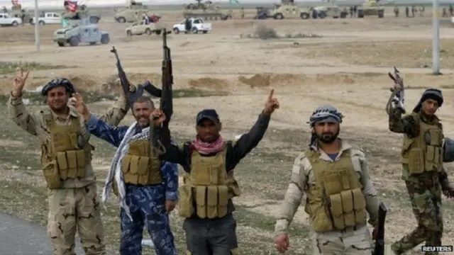 تمكنت القوات المهاجمة من استعادة السيطرة على عدد من البلدات وحقلي نفط.