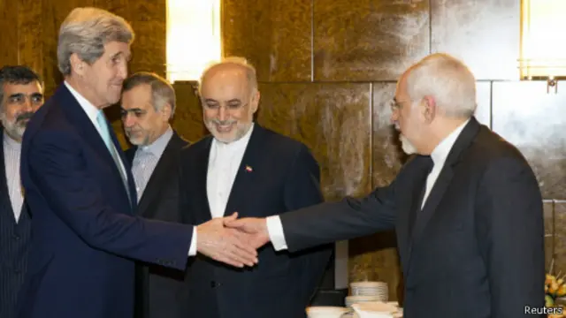 آمریکاییان تاکید دارند که تماس با ایران منحضر به تلاش برای حل بحران اتمی است