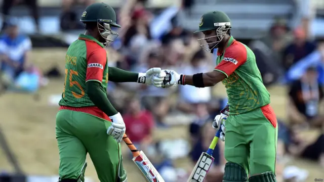 شکیب الحسن نے صابر رحمان کے ساتھ مل کر 71 رنز کی شراکت قائم کی اور مزید کسی نقصان کے بغیر ٹیم کو فتح دلوا دی۔