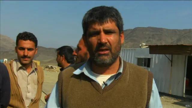 د لویې لارۍ یو موټرچلوونکی وايي، د ګمرک مامورین د جریمې په نوم اوه زره افغانۍ رانه غواړي، خو له ما سره نشته