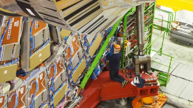 Великий адронний колайдер після капремонту