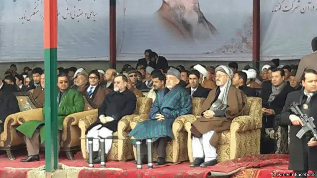 محمدکریم خلیلی رهبر یکی از پنج شاخه کنونی حزب وحدت، مدعی رهبری جناح اصلی این گروه است