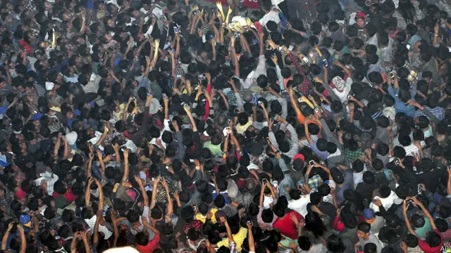 भीड़ ने बलात्कार के एक अभियुक्त को पीट-पीटकर मार डाला