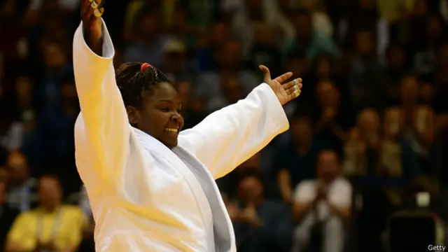 La gigante del deporte cubano, Ortíz también encanta por su eterna sonrisa.