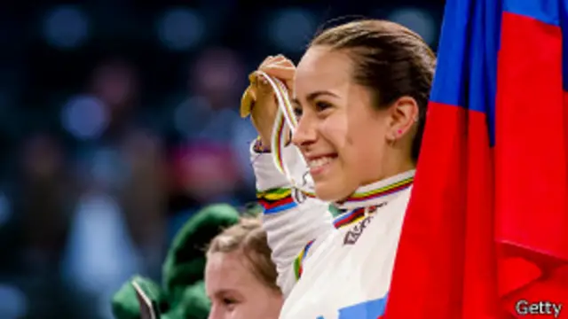 La ciclista colombiana es considerada la reina del BMX.