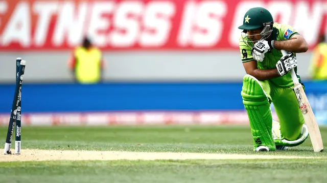 سرفراز کو اپنے رن آ‎ؤٹ ہونے کا بے حد افسوس ہے کیونکہ ان کے مطابق وہ مشکل وقت سے نکل آئے تھے اور آسان وقت میں رن آؤٹ ہو گئے