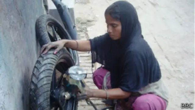 हीट पेंटिग की कारीगर वजीफ़न