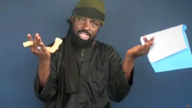 بث عبر تويتر تسجيل صوتي يعتقد أنه لزعيم بوكو حرام أبوبكر شيكاو مبايعا زعيم تنظيم "الدولة الإسلامية". 