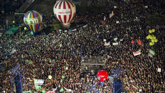 شارك في المظاهرة أكثر من 25 ألف شخص