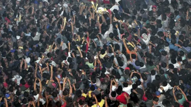 Sejumlah budaya daerah di India memiliki pengadilan masyarakat yang kewenangannya kerap tidak bisa diusik aparat hukum.