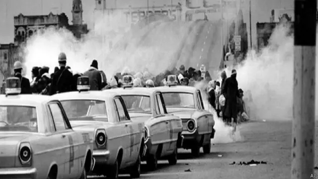 सलमा मार्च की 50वीं सालगिरह पर प्रदर्शन