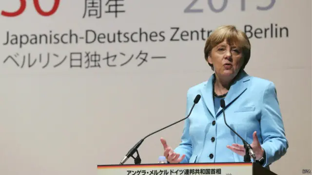 Bà Merkel phát biểu ở trụ sở báo Asahi Shimbun hôm 09/03