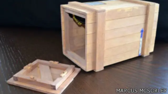 reg_spiers_wooden_box