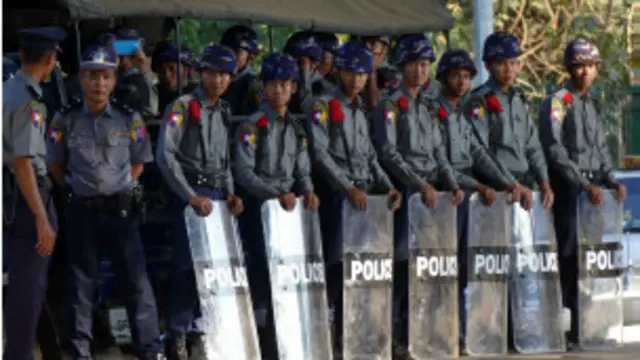 မတ်လ ၁၀ ရက် ၁ဝ နာရီ ၁ဝမိနစ် နောက်ဆုံး ထားပြီး ဖွင့်ပေးဖို့ တောင်းဆိုထား