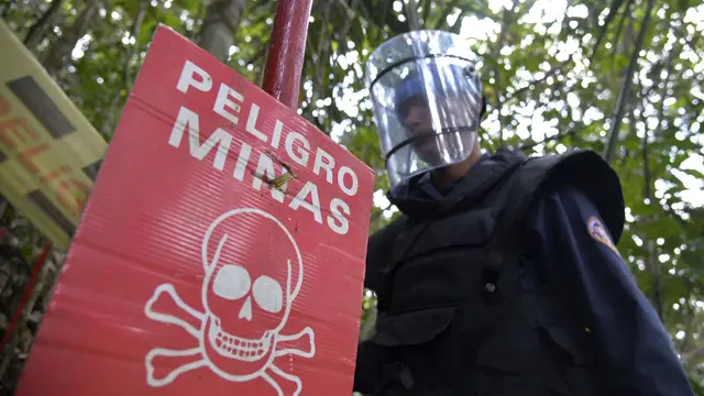 බිම් බෝම්බ අනතුරු ඇඟවීමක් 