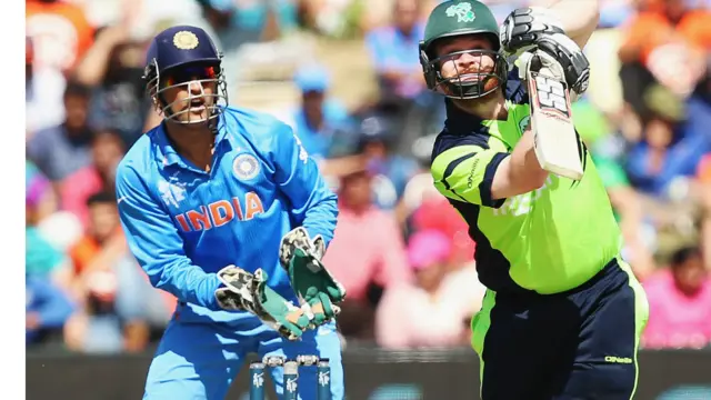 اوپنر پال سٹرلنگ نے 42 رنز بنائے۔ انھیں ایشون کی گیند پر رائنا نے کیچ آؤٹ کیا۔