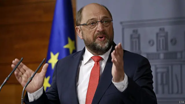 پارلیمان کے صدر مارٹن شلز نے یورپی حکومتوں پر الزام عائد کیا کہ وہ اپنے ملکی مفادات کو ترجیح دے رہی ہیں