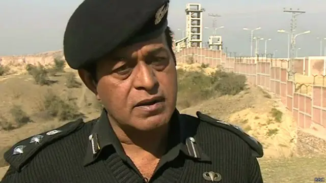 कर्नल मोमिन बेग