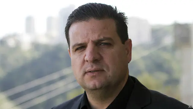 ٹی وی مباحثوں کے بعد ان کی مقبولیت میں خاصہ اضافہ ہوا ہے