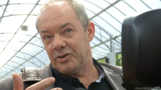 ‘නෝ ෆයර් සෝන්’ වාර්තා චිත්රපටයේ නිෂ්පාදක කැලම් මැක්රේ