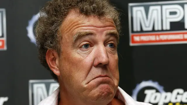 بی بی سی کے موٹر شو ’ٹاپ گیئر‘ کے شریک میزبان جیریمی کلارکسن ماضی میں بھی تنازعات کی زد میں آ چکے ہیں۔