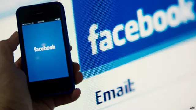 معلومات اور اطلاعات تک رسائی اور اس کی ترسیل کا یہ ایک ایسا جن ہے جو باہر آچکا ہے