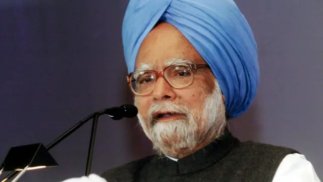 منموہن سنگھ نے کانگریس کے سینیئر رہمناؤں کا استقبال کرتے ہوئے کہا انہيں پارٹی کے اعلیٰ رہنماؤں کی اس حمایت سے انتہائی خوشی ہوئی