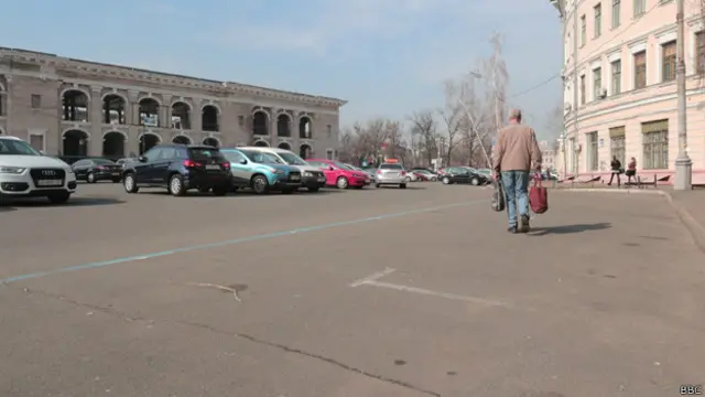 Контрактова площа