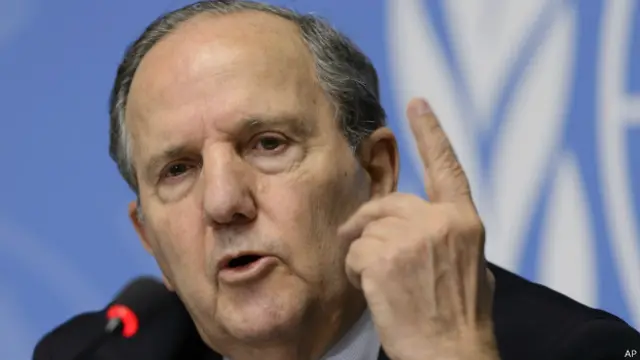 El experto de la ONU, Juan Méndez, considera las condiciones de EE.UU. "inaceptables".