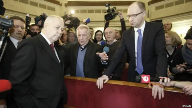 Рибак, Яценюк