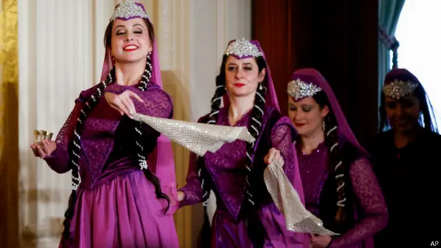 گروه رقصندگان راه ابریشم