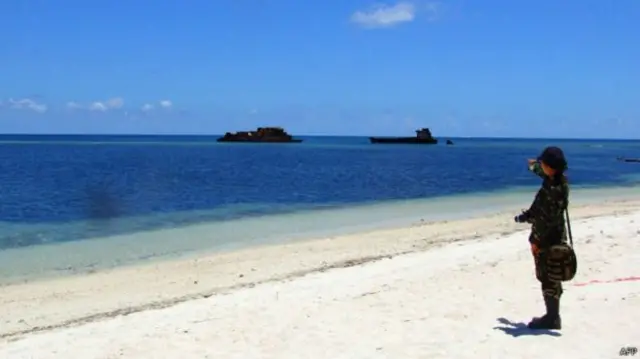 中国与南海多国纷纷宣称对南海全部或部分岛屿享有主权。