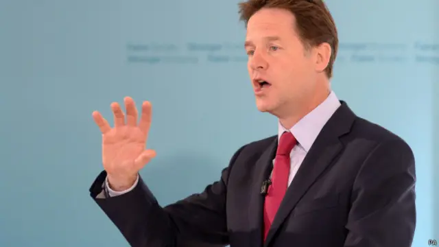 没有哪个议员像尼克·克莱格(Nick Clegg)那样如此都市化和国际化,他母亲是荷兰人,他父亲有一半俄罗斯血统,他妻子是西班牙人。