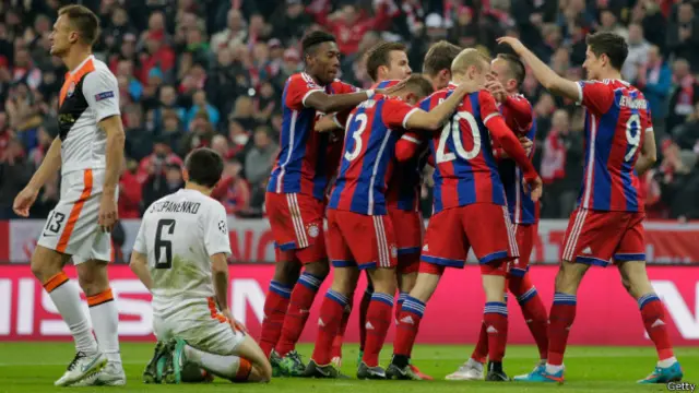 Баварія-Шахтар