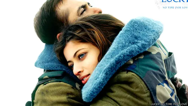 'लकी नो टाइम फॉर लव'