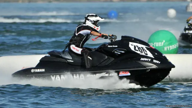 Pese a no contar con apoyo financiero, Paloma logró triunfar en la categoría en la que participan pilotos profesionales.