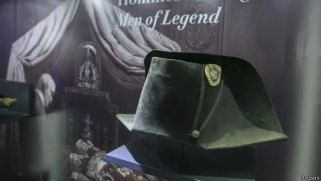 Двууголка Наполеона