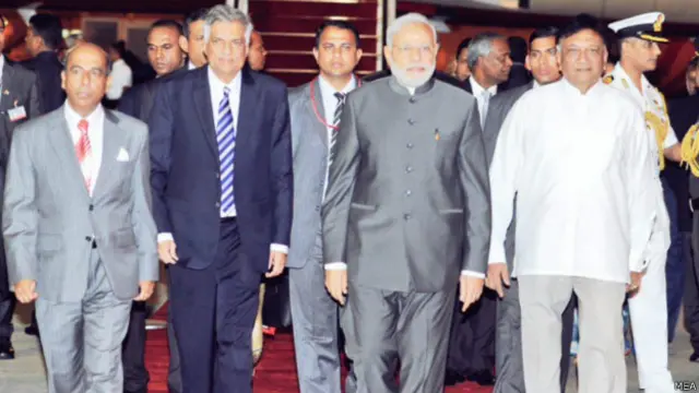 नरेंद्र मोदी