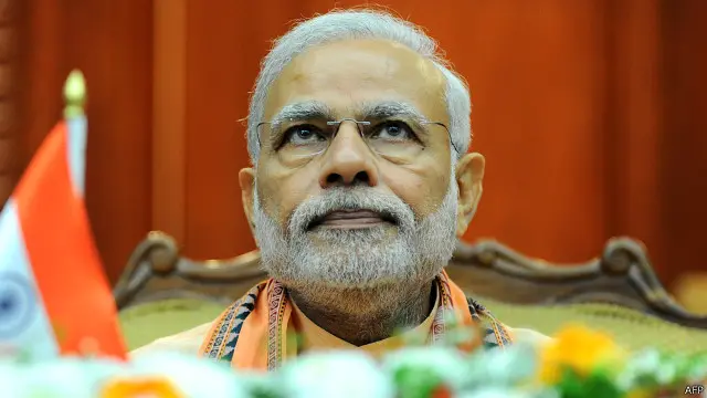 نامہ نگاروں کا کہنا ہے کہ مودی کی شخصیت کا سحر پھیل رہا ہے