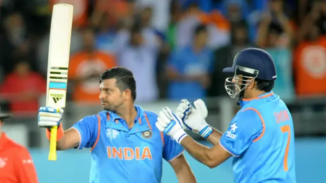 گذشتہ میچ میں صفر پر آؤٹ ہونے والے سریش رائنا نے بھی اچھی بیٹنگ کی اور نصف سنچری بنائی