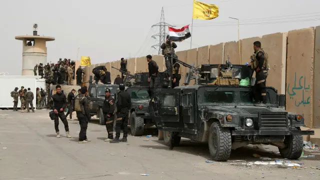 بی بی سی کے نامہ نگار کے مطابق شیعہ ملیشیا کے جنگجو اس کارروائی میں صفِ اول پر موجود ہیں