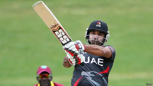 امجد جاوید اور ناصر عزیز نے ٹیم کی لڑکھڑاتی بیٹنگ لائن کو سہارا دیا